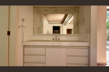 Casa para alugar com 420m², 4 quartos e 3 vagas Casa para alugar com 420m², 4 quartos e 3 vagasBanheiro da Suíte 3