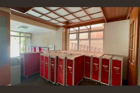 Casa para alugar com 420m², 4 quartos e 3 vagas Casa para alugar com 420m², 4 quartos e 3 vagasCopa