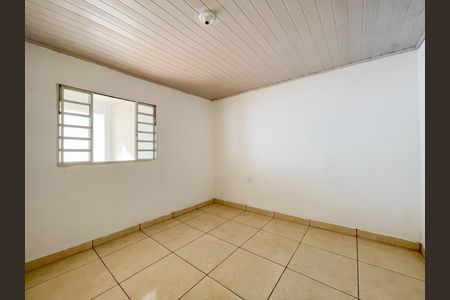 Quarto de casa para alugar com 1 quarto, 80m² em Vila Yolanda, Osasco