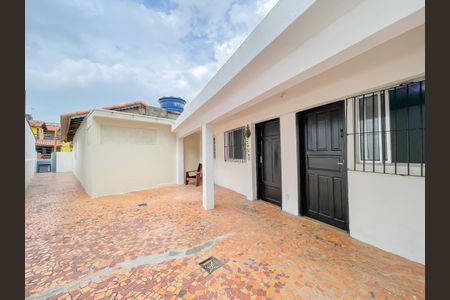 Casa para alugar com 80m², 1 quarto e sem vagaQuintal