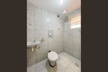 Banheiro de casa para alugar com 1 quarto, 80m² em Vila Yolanda, Osasco
