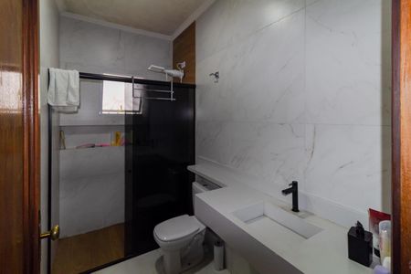 Casa para alugar com 250m², 3 quartos e 2 vagasBanheiro da Suíte