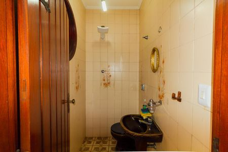 Casa para alugar com 250m², 3 quartos e 2 vagasBanheiro de serviço