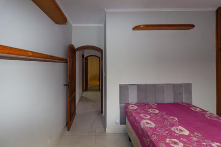 Casa para alugar com 250m², 3 quartos e 2 vagasQuarto 1