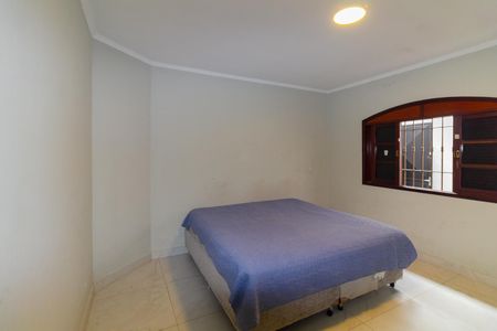 Casa para alugar com 250m², 3 quartos e 2 vagasQuarto 3 - Suíte