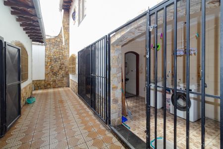 Casa para alugar com 250m², 3 quartos e 2 vagasÁrea de Serviço