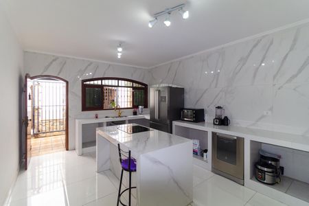 Casa para alugar com 250m², 3 quartos e 2 vagasCozinha