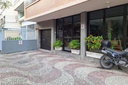 Apartamento para alugar com 59m², 2 quartos e sem vaga Apartamento para alugar com 59m², 2 quartos e sem vagaFachada