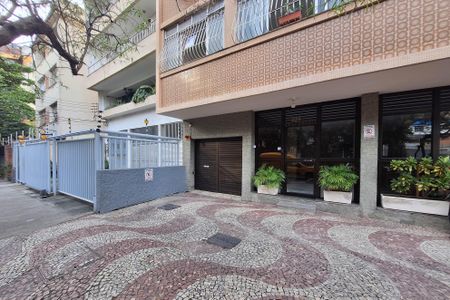 Apartamento para alugar com 59m², 2 quartos e sem vaga Apartamento para alugar com 59m², 2 quartos e sem vagaFachada