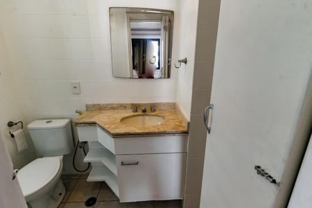 Apartamento à venda com 115m², 2 quartos e 2 vagasBanheiro da Suíte 1