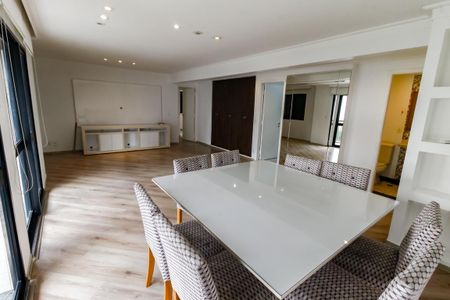 Sala de apartamento à venda com 2 quartos, 115m² em Real Parque, São Paulo