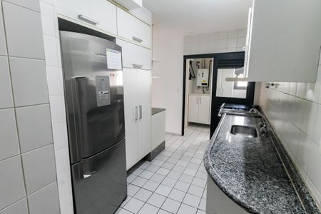 Apartamento à venda com 115m², 2 quartos e 2 vagasCozinha - Armários