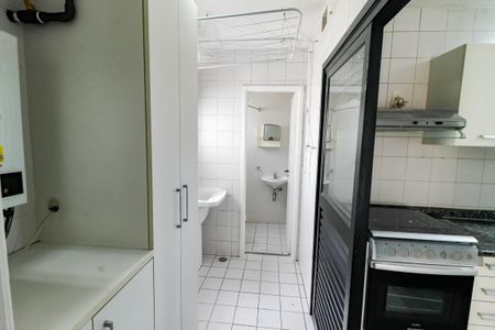 Apartamento à venda com 115m², 2 quartos e 2 vagasÁrea de Serviço