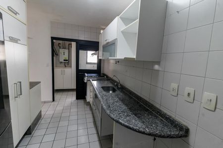 Apartamento à venda com 115m², 2 quartos e 2 vagasCozinha - Armários