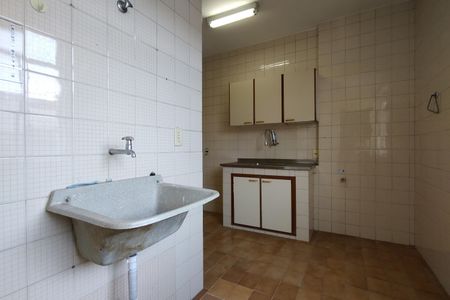 Apartamento à venda com 74m², 2 quartos e 1 vagaÁrea de Serviço
