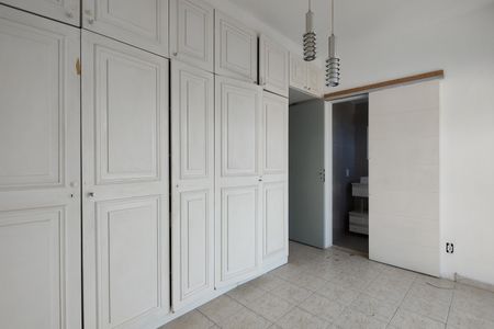 Apartamento à venda com 74m², 2 quartos e 1 vagaQuarto 2 - Suíte