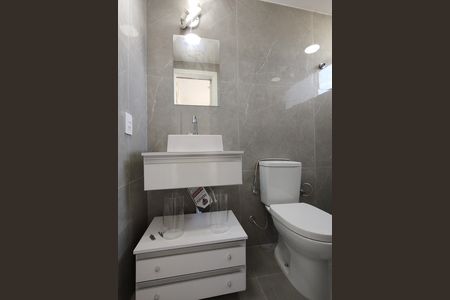 Apartamento à venda com 74m², 2 quartos e 1 vagaBanheiro da Suíte