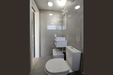 Apartamento à venda com 74m², 2 quartos e 1 vagaBanheiro da Suíte