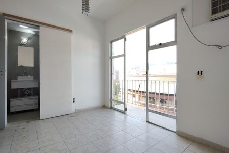 Apartamento à venda com 74m², 2 quartos e 1 vagaQuarto 2 - Suíte