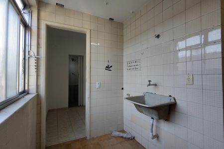 Apartamento à venda com 74m², 2 quartos e 1 vagaÁrea de Serviço