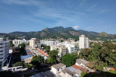 Apartamento à venda com 74m², 2 quartos e 1 vagaVista 