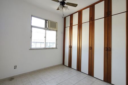 Apartamento à venda com 74m², 2 quartos e 1 vagaQuarto 1 - Armários