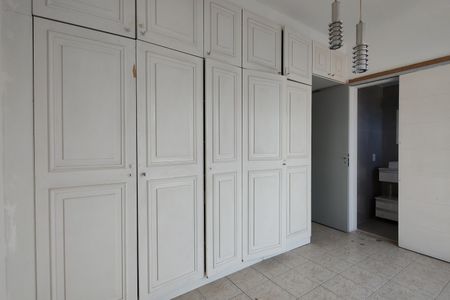 Apartamento à venda com 74m², 2 quartos e 1 vagaQuarto 2 - Suíte
