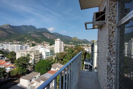 Apartamento à venda com 74m², 2 quartos e 1 vagaVaranda do Quarto Suíte 