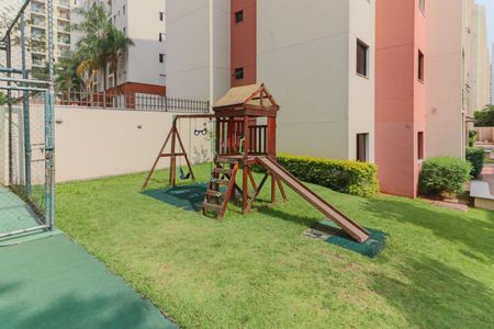 Apartamento para alugar com 55m², 2 quartos e 1 vagaÁrea comum - Playground