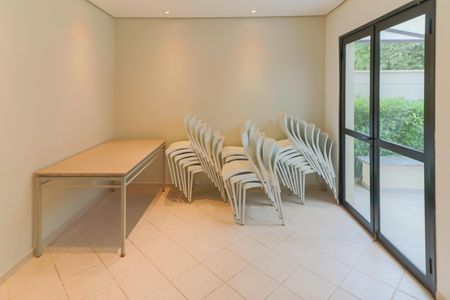 Apartamento para alugar com 55m², 2 quartos e 1 vagaÁrea comum - Salão de festas