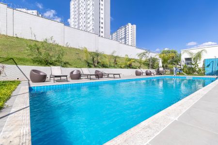 Apartamento para alugar com 63m², 2 quartos e 1 vagaÁrea comum - Piscina