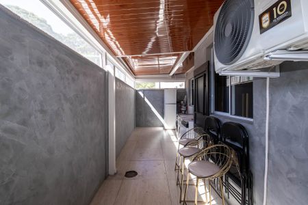 Apartamento para alugar com 63m², 2 quartos e 1 vagaÁrea de Serviço