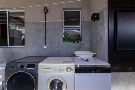 Apartamento para alugar com 63m², 2 quartos e 1 vagaÁrea de Serviço