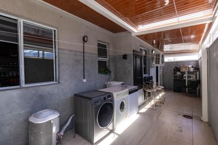 Apartamento para alugar com 63m², 2 quartos e 1 vagaÁrea de Serviço