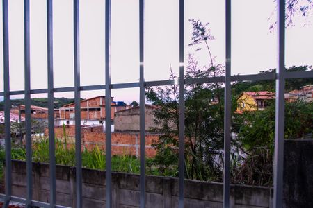 Vista do Quarto 1 de apartamento para alugar com 2 quartos, 55m² em Galo Branco, São Gonçalo