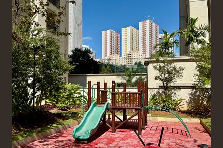 Apartamento à venda com 106m², 3 quartos e 2 vagasArea Comum - Playground
