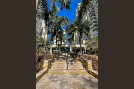 Apartamento à venda com 106m², 3 quartos e 2 vagasFachada
