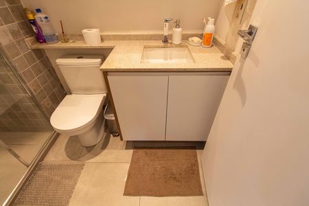 Apartamento à venda com 50m², 2 quartos e 1 vaga Apartamento à venda com 50m², 2 quartos e 1 vagaBanheiro