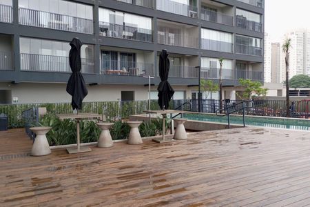 Apartamento à venda com 50m², 2 quartos e 1 vaga Apartamento à venda com 50m², 2 quartos e 1 vagaÁrea comum - Piscina