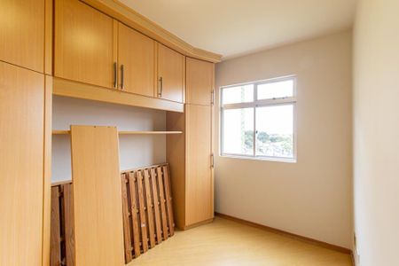 Apartamento para alugar com 57m², 3 quartos e 1 vagaQuarto 2