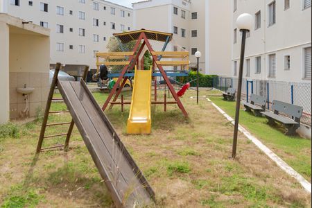Apartamento à venda com 48m², 2 quartos e 1 vaga Apartamento à venda com 48m², 2 quartos e 1 vagaÁrea comum - Playground