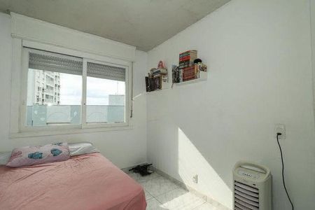 Quarto de apartamento para alugar com 1 quarto, 75m² em Vila Ipiranga, Porto Alegre