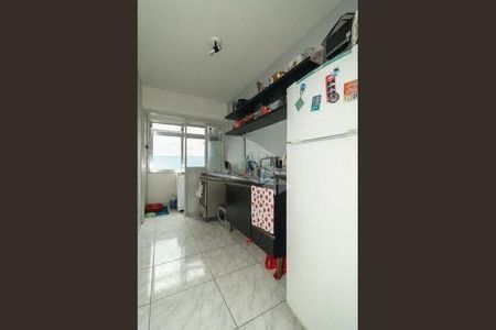 Cozinha de apartamento para alugar com 1 quarto, 75m² em Vila Ipiranga, Porto Alegre
