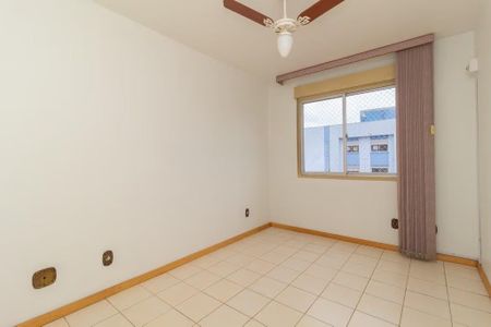 Quarto 1 de apartamento para alugar com 2 quartos, 44m² em Cristal, Porto Alegre
