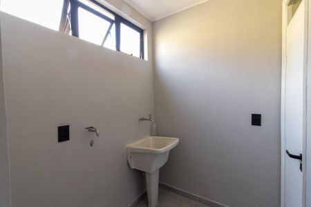 Apartamento à venda com 63m², 3 quartos e 1 vaga Apartamento à venda com 63m², 3 quartos e 1 vagaCozinha e Área de Serviço