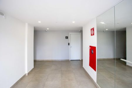 Apartamento à venda com 74m², 2 quartos e 1 vagaHall de entrada