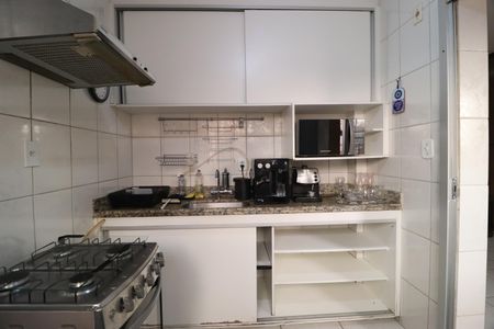Apartamento para alugar com 70m², 2 quartos e 2 vagasCozinha