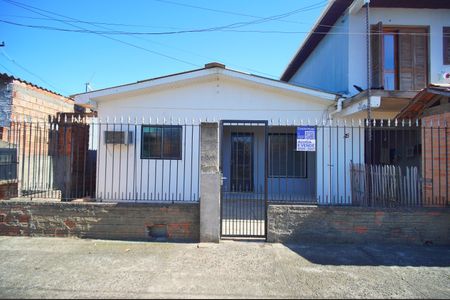 Casa para alugar com 59m², 2 quartos e sem vagaFachada