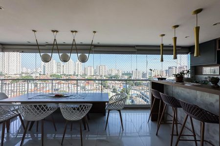 Apartamento à venda com 102m², 3 quartos e 2 vagas Apartamento à venda com 102m², 3 quartos e 2 vagasVaranda da Sala