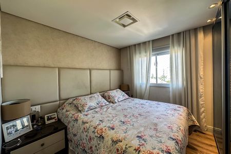 Apartamento à venda com 102m², 3 quartos e 2 vagas Apartamento à venda com 102m², 3 quartos e 2 vagasSuíte